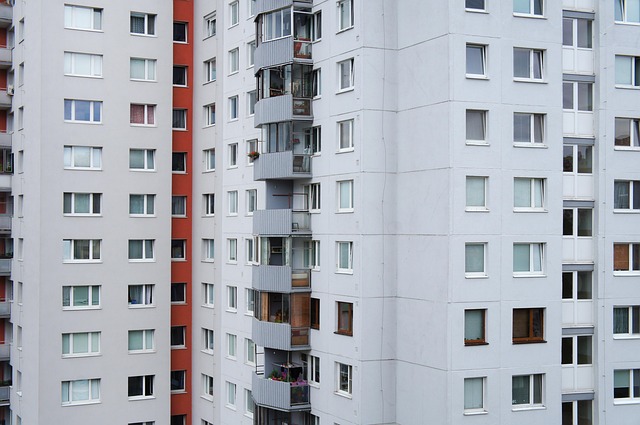 Zateplujeme bytový dům